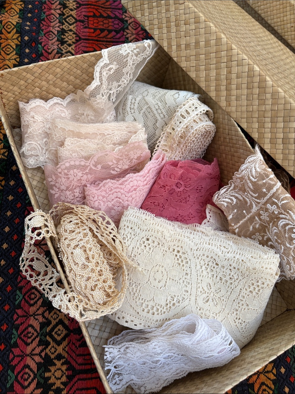 Bundle of 12 Pieces of Lace and Trim